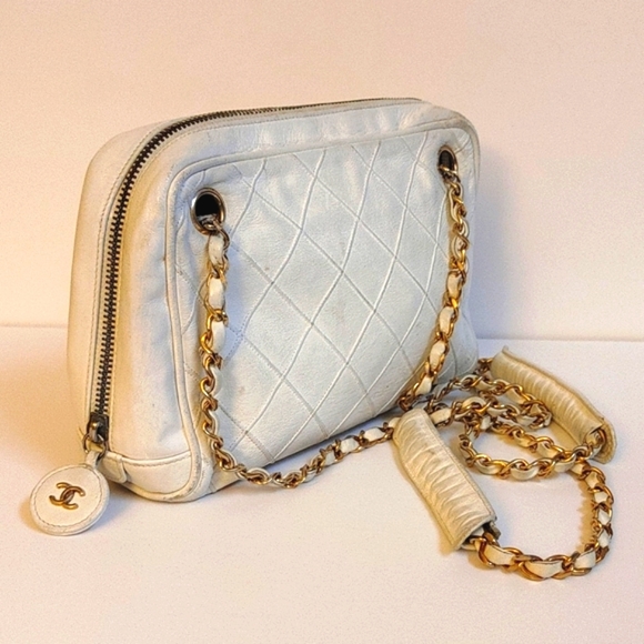 VTG Chanel White Bag - Picture 1 of 16